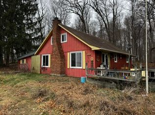 225 W Fitchburg Rd, Leslie, MI 49251