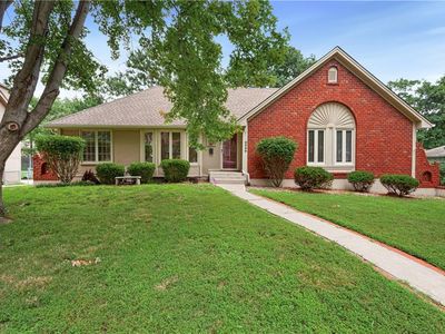 6009 N Monroe Ave, Gladstone, MO, 64119