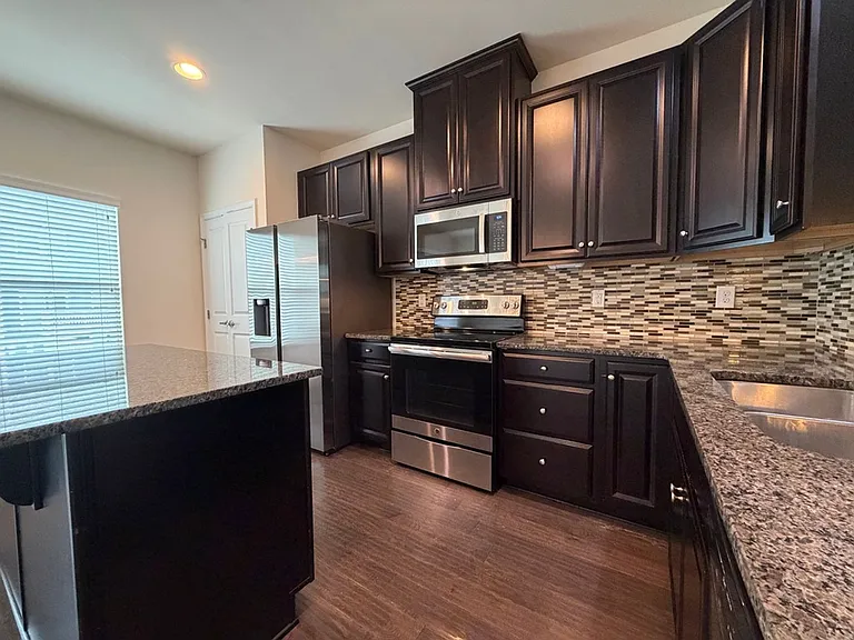 602 Consolvo Pl — Photo 3