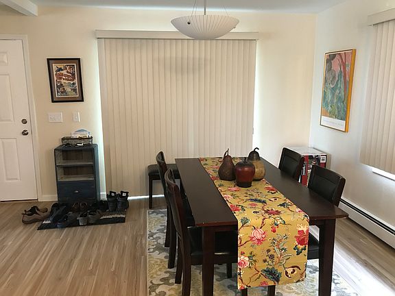 Dining room with furnishings
