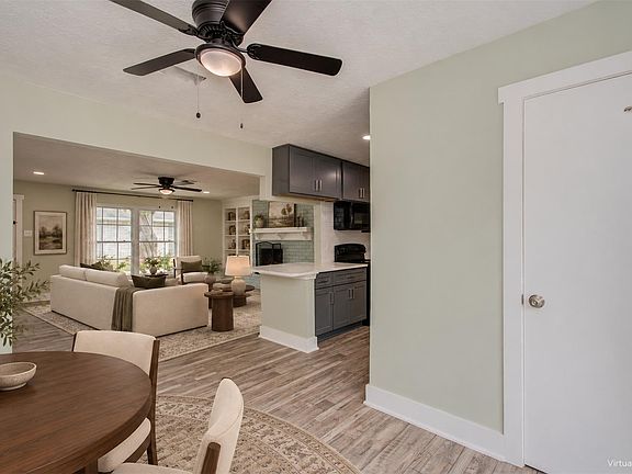3rd image of 3911 Springmeadows St APT A