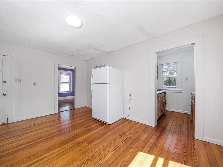 51 Rosemont St #2 — Photo 2