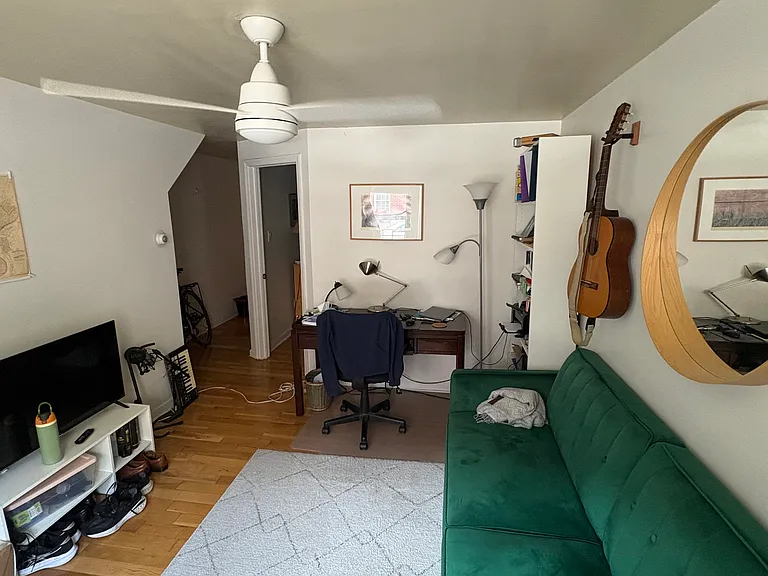 2207 Naudain St #1F — Photo 4