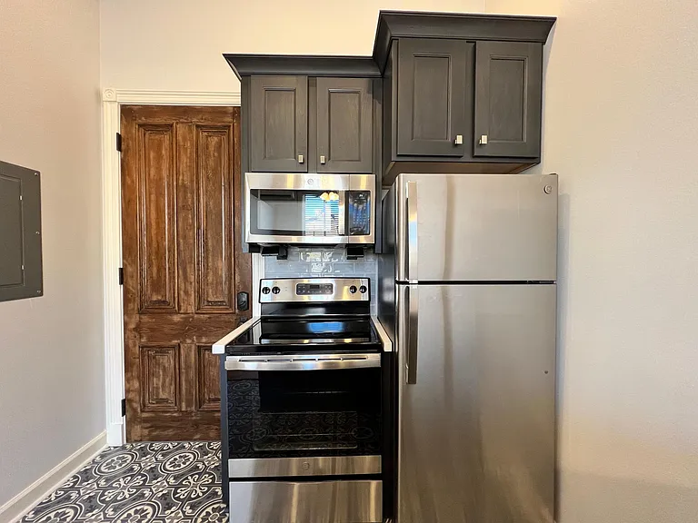 904 Scott St #3 — Photo 5