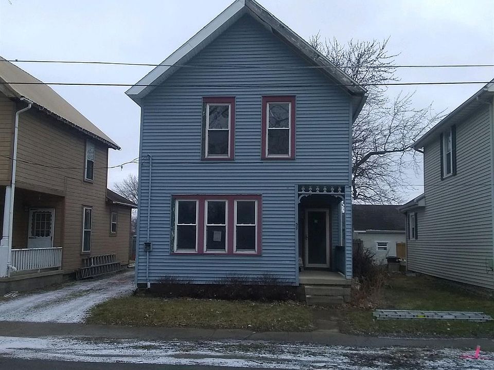 2nd image of 38 Jefferson St