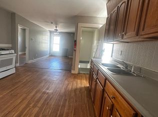 305 Cedar St APT 3, Manchester, NH 03103