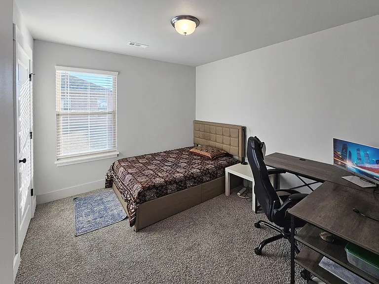 2091 Bluebonnet Ln — Photo 25