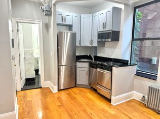 54 Maujer St #1E, Brooklyn, NY 11206