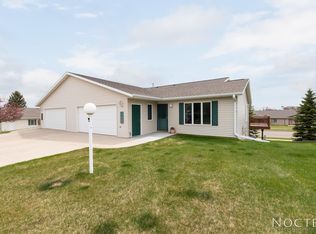 3410 Rocky Point Ln, Bismarck, ND 58503