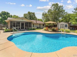 1975 Banyan Tree Rd, Collinsville, IL 62234