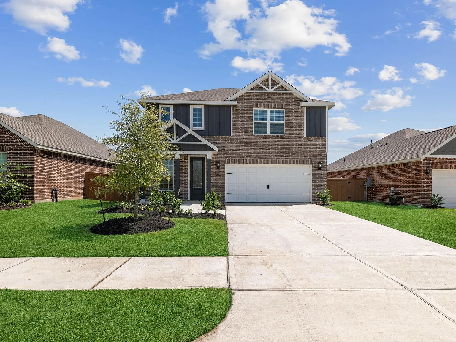 4 bed, 2.5 bath, 2339 sqft, $3,015 — Photo 1