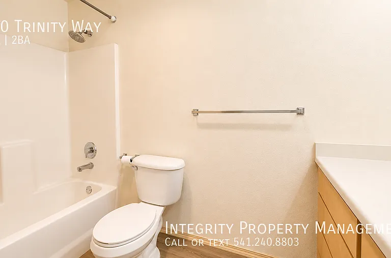730 Trinity Way — Photo 14