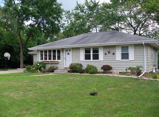 1906 W Austin Dr, Peoria, IL 61614
