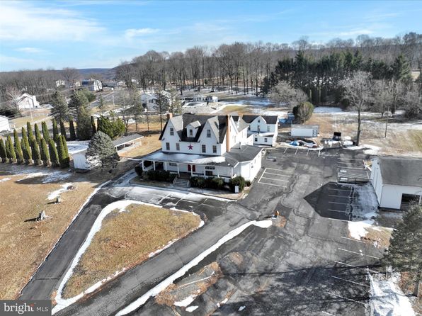141 Bulls Head Rd, Pottsville, PA 17901