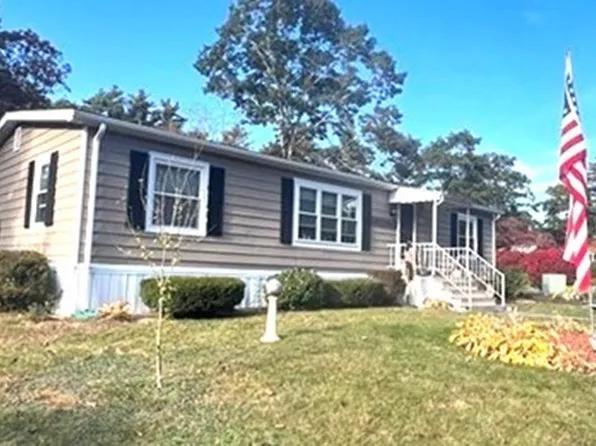 15 One South Meadow Vlg, Carver, MA 02330
