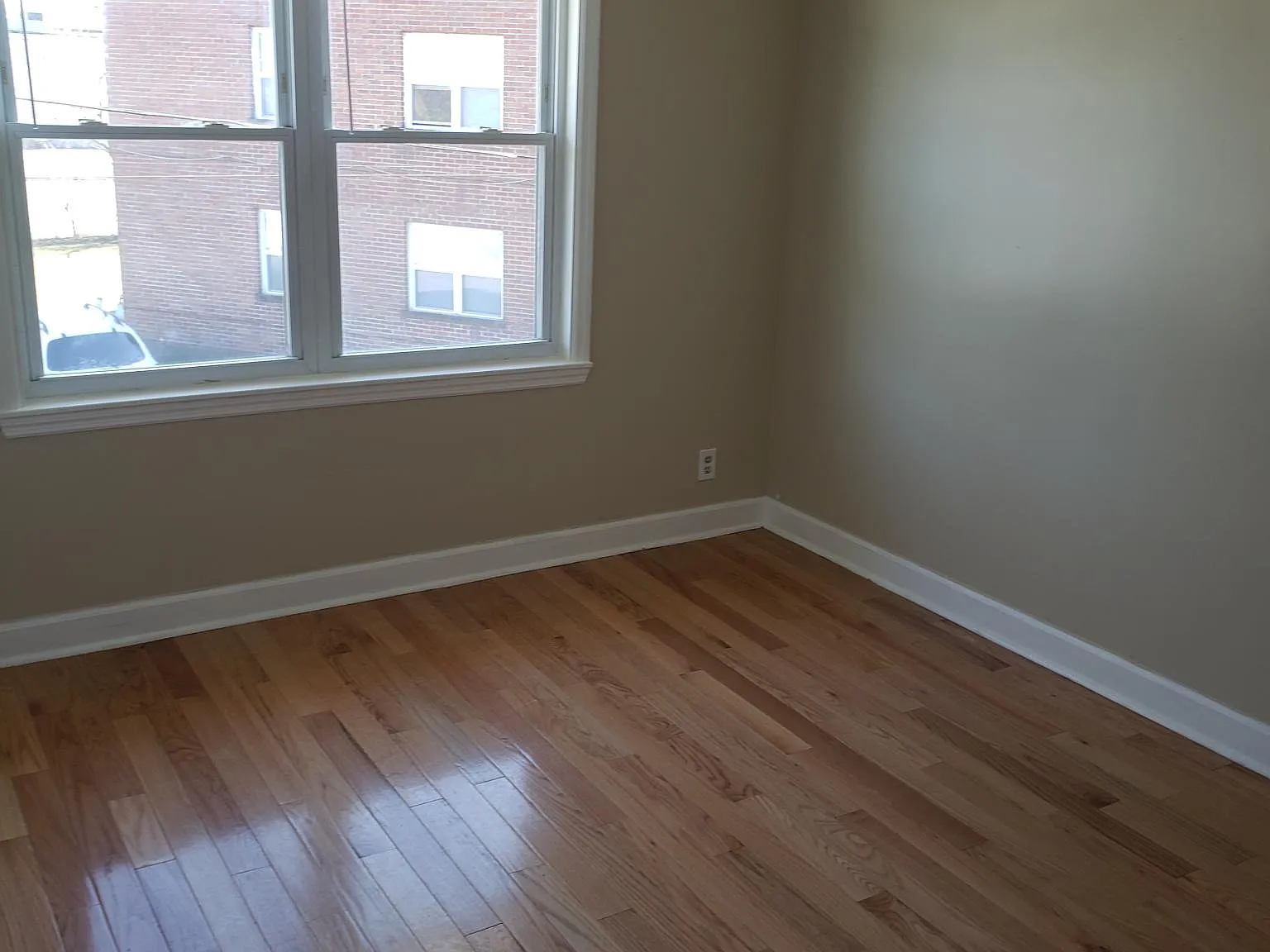 7504 Colson Dr — Photo 3