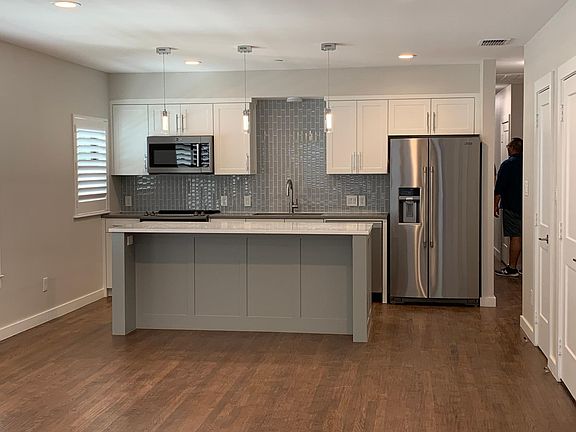2nd image of 3447 Granada Ave Unit 4