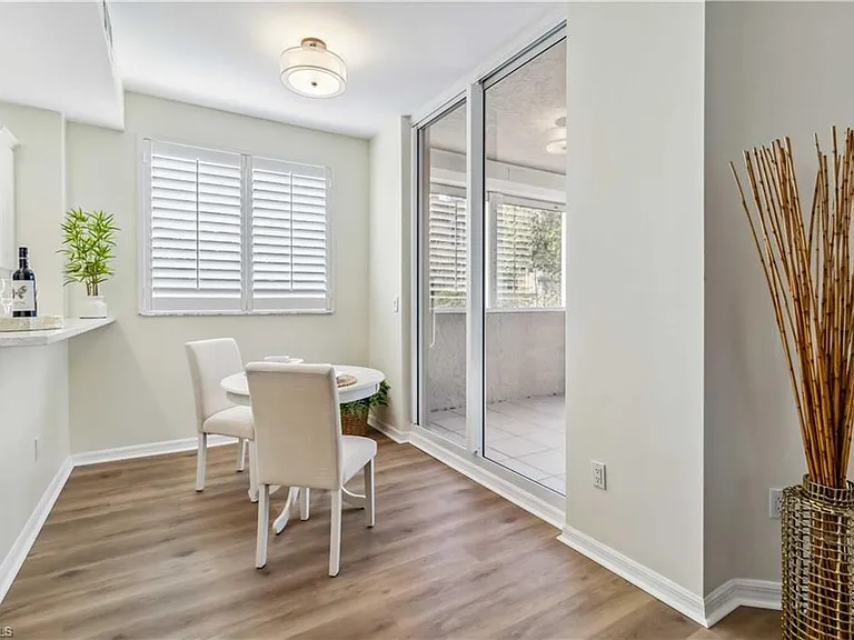 1001 Arbor Lake Dr #101 — Photo 13