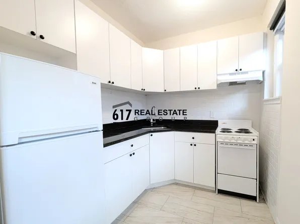 2018-3 Commonwealth Ave, Brighton, MA