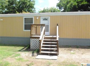 411 River Bend Dr, New Braunfels, TX 78130