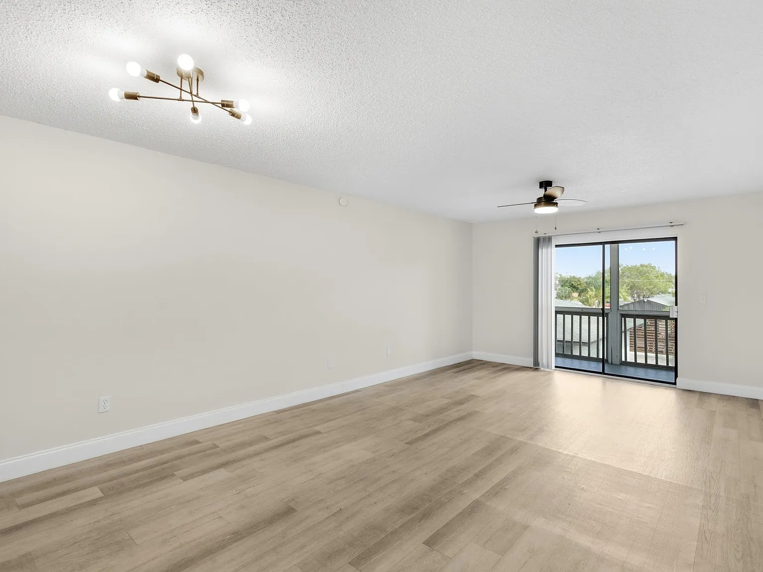 The Enclave at 3726 — Photo 4