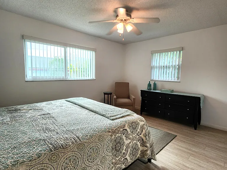 2000 Alamanda Dr #206 — Photo 7