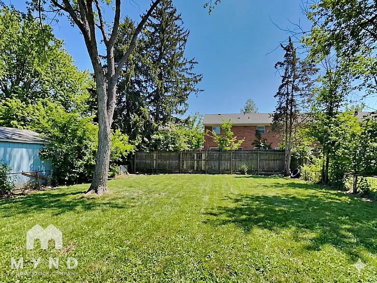 2270 Cardston Dr — Photo 20