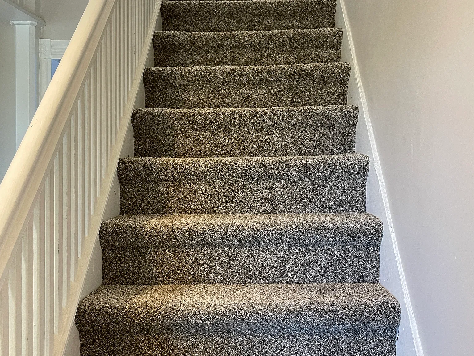 1229 Sloan St — Photo 3