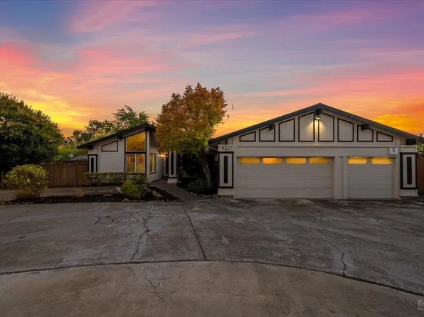607 Scotland Drive, Santa Rosa, CA 95409