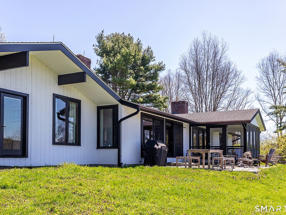 1st image of 41 Cherry Hill Rd
