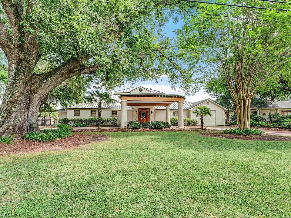 2503 False River Dr, New Roads, LA 70760 MLS 2023007718 Zillow