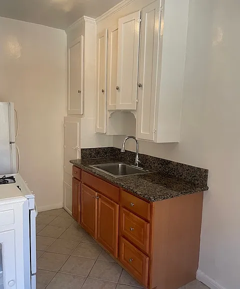 608 S Dunsmuir, LLC — Photo 14