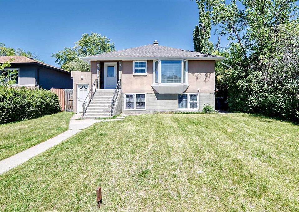 1st image of 2028 S Westmount Rd NW