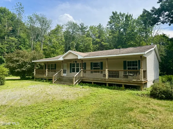 371 Angel Road, Corinth, NY 12822