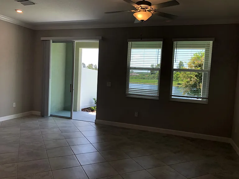 18725 Noble Caspian Dr — Photo 12