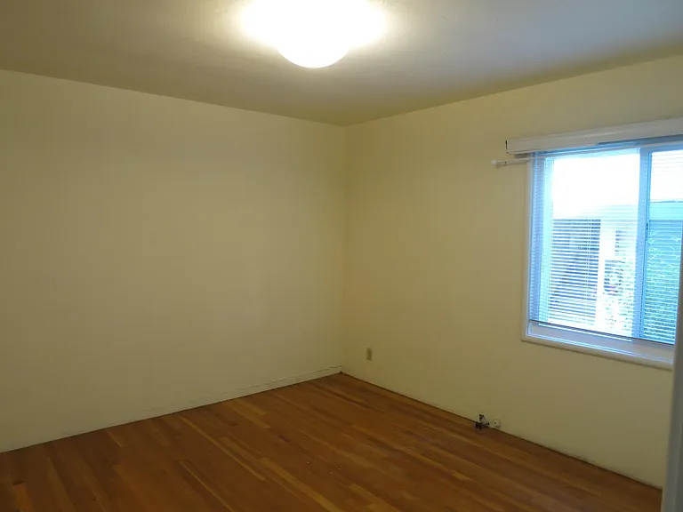 1325 O St — Photo 14