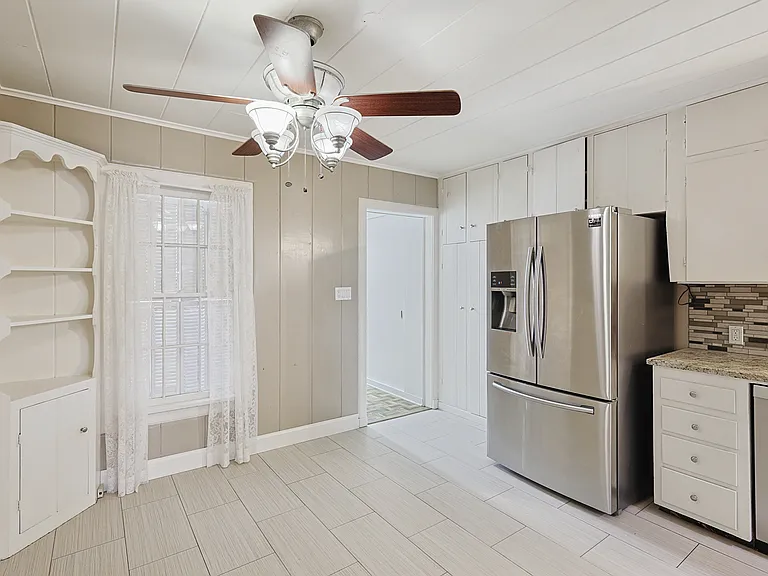 4317 Pershing Ave — Photo 12