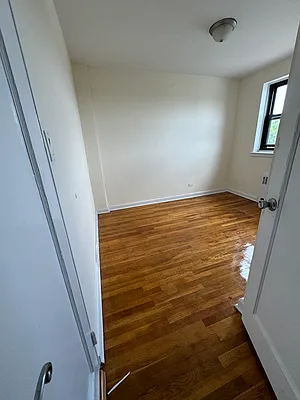 Rented by Padsters Realty LLC | media 15