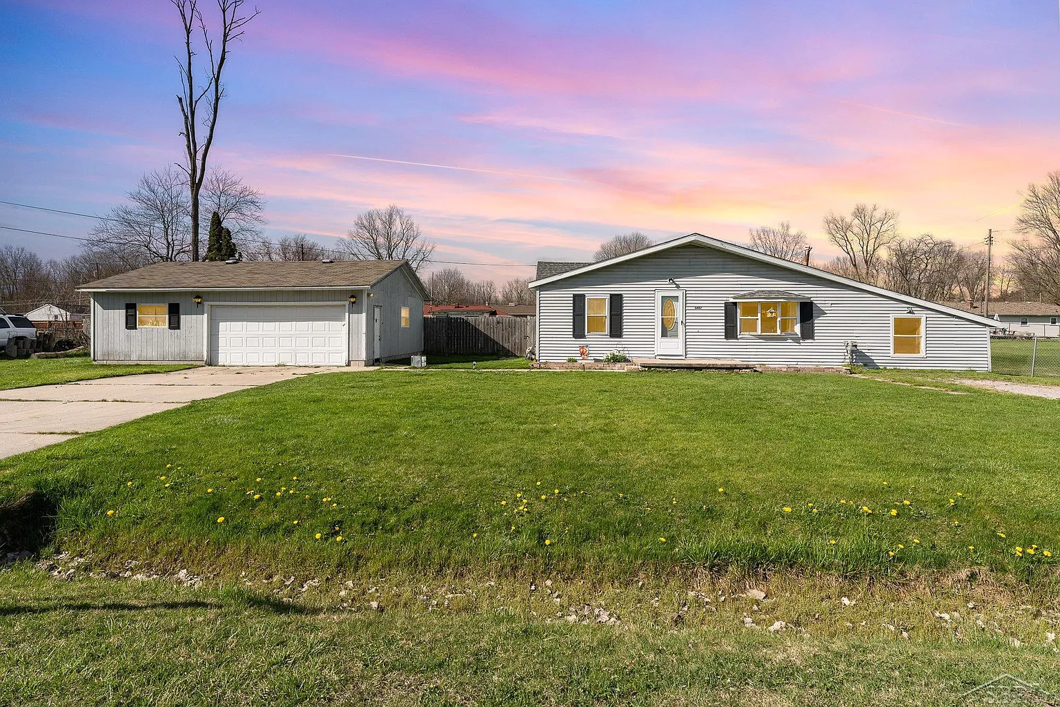 3407 Cramer Rd photo 1