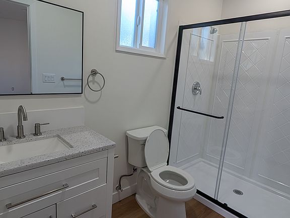 4th image of 5922 Whitewood Ave #2