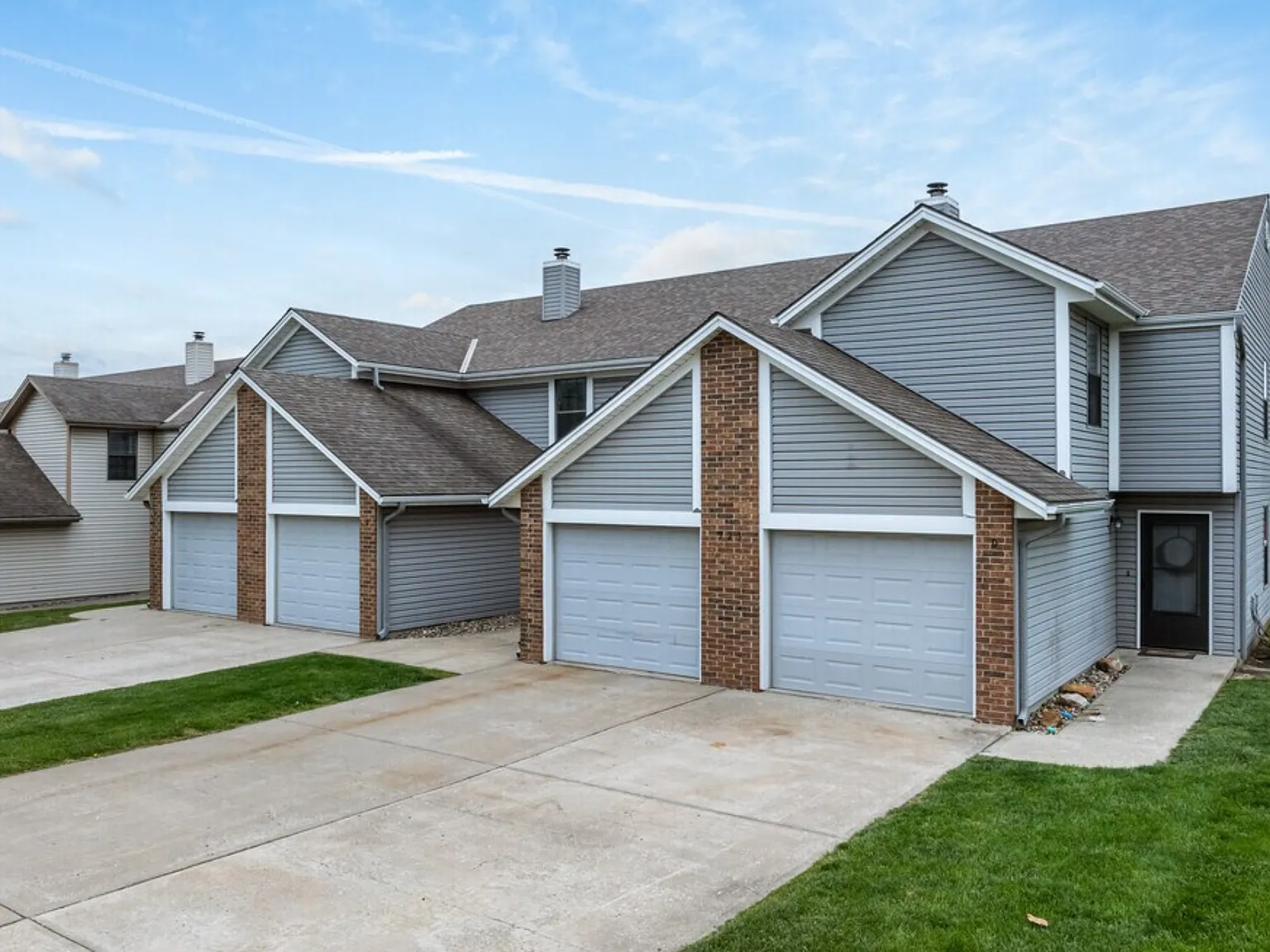 Brookwood Village Townhomes — Photo 3