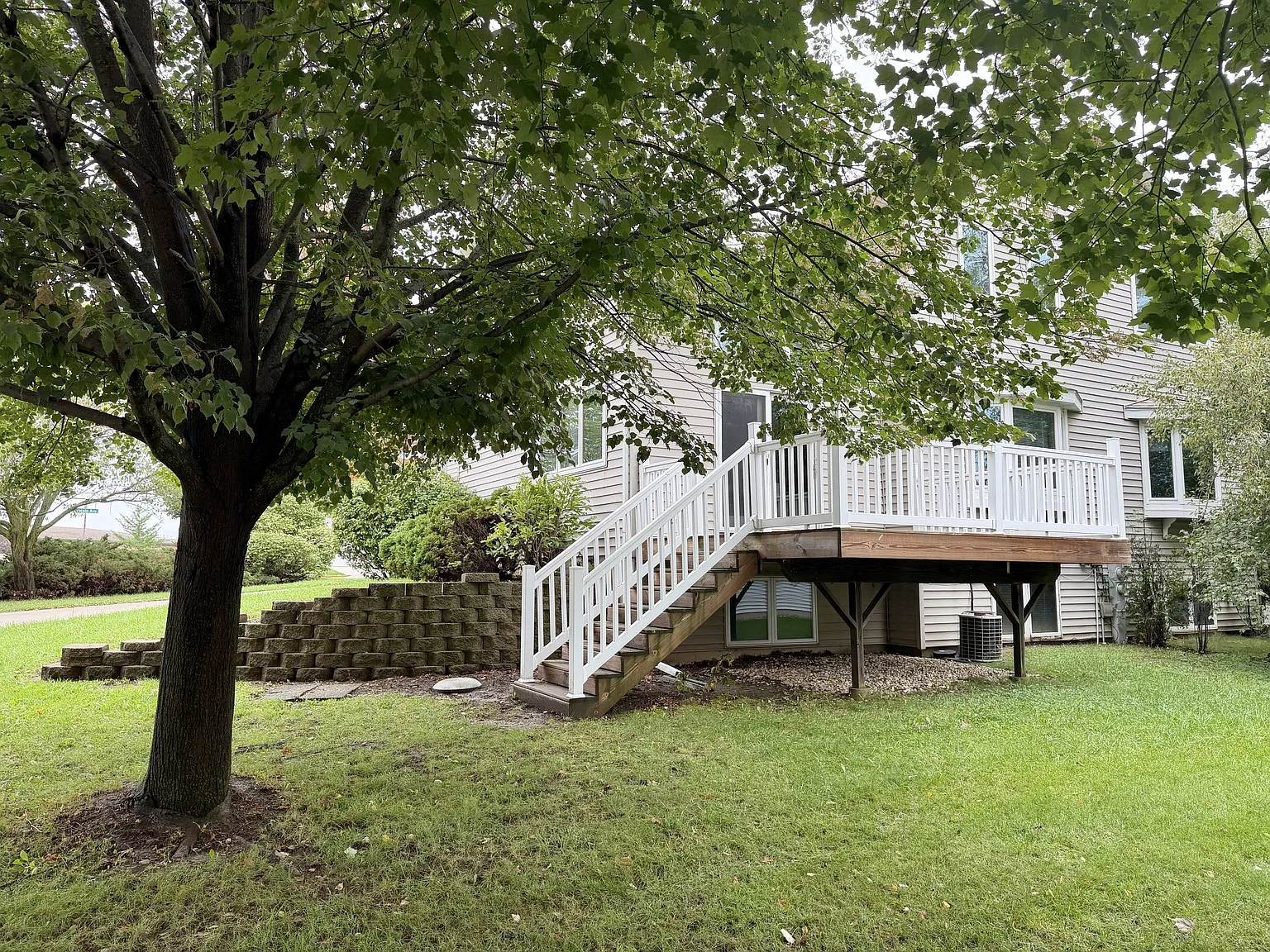 1116 Greig Trail - 1 — Photo 2