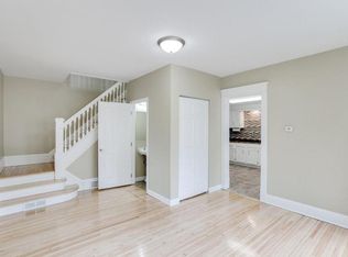 109 Delos St W, Saint Paul, MN 55107