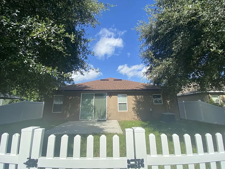 16220 Saint Augustine St — Photo 6