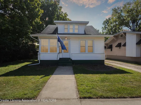 1341 Haslett Rd, Haslett, MI 48840