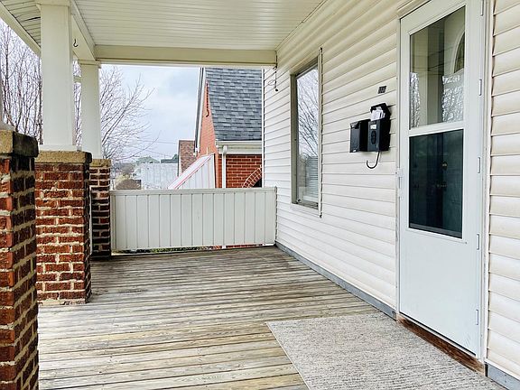 3rd image of 1146 Pechin Ave SE