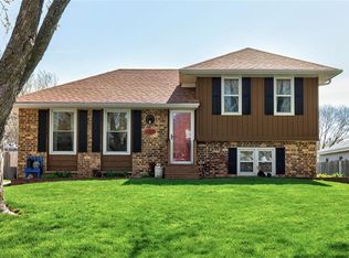 107 13th Ave NW, Altoona, IA 50009