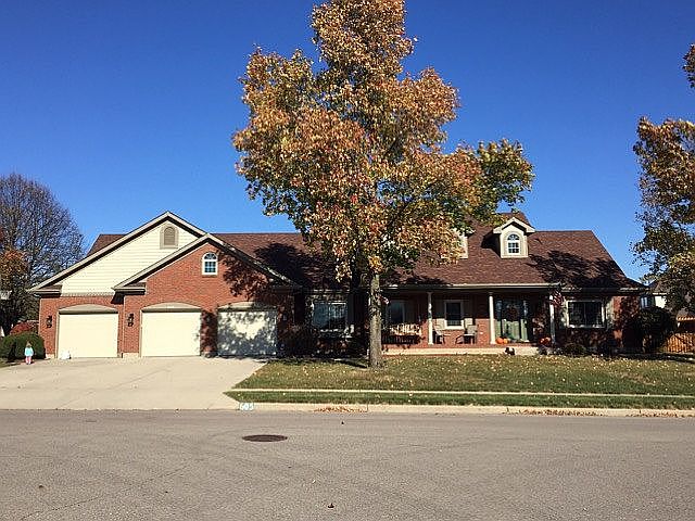 1st image of 605 Burr Oak Dr