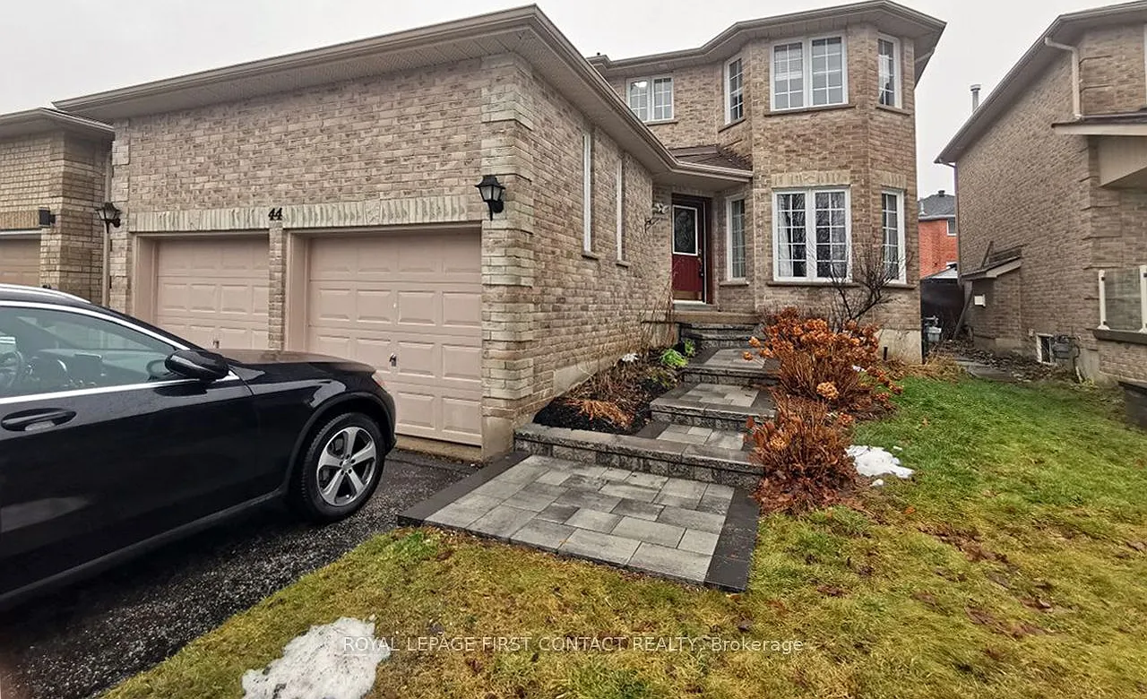 4 bed, $2,995 — Photo 1