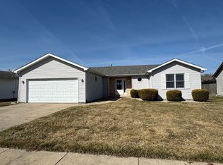 111 W Sherry Dr, Springfield, IL 62703